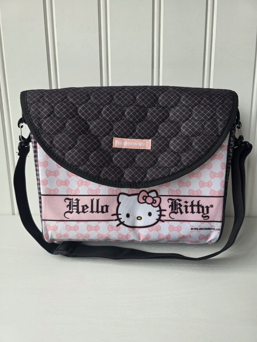 Tupperware Hello Kitty Lunch Bag Tote Pink Black